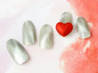 ネイル mano nella manoのネイルデザイン