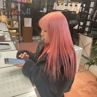 ロング ⭐️韓国ブリーチ 顔周りカット⭐️のヘアスタイル