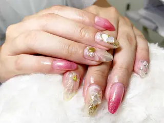 ネイル 新山 聖のネイルデザイン