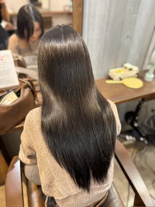 ロング 八木 輝のヘアスタイル