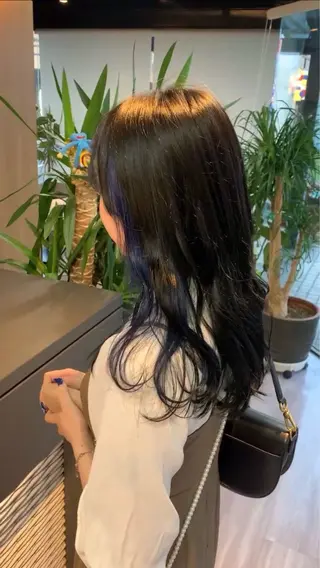 ロング カラー arika ミズキのヘアスタイル