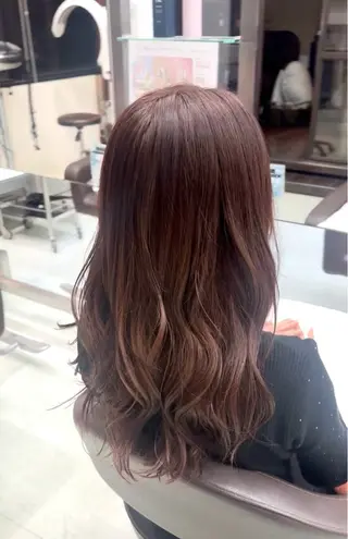 ロング カラー WiLL 紗希/ ブリーチなし艶カラーのヘアスタイル