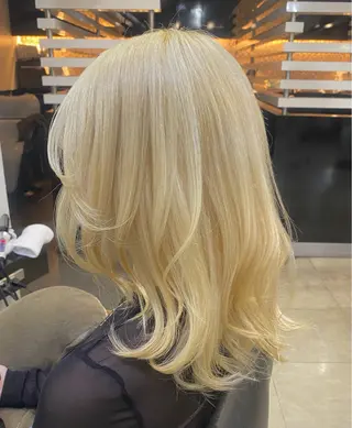 ミディアム カラー ヘアアレンジ 烏山 達也のヘアスタイル