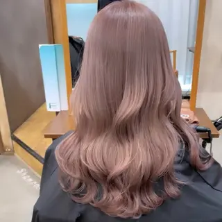 ロング カラー 西野 麻瑚のヘアスタイル