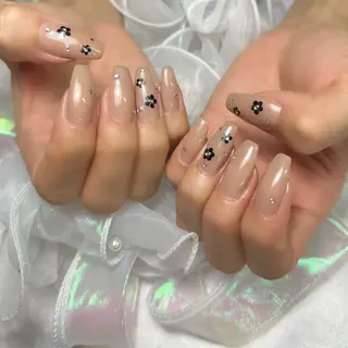 ネイル Largo ラルゴのネイルデザイン