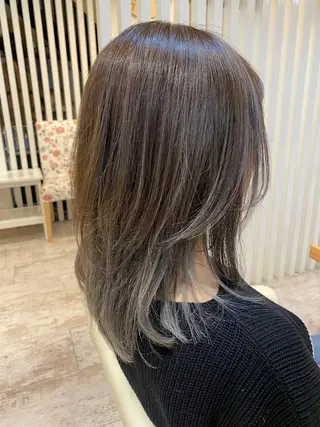 セミロング カラー 酸性ストレート/ブリ ーチなしWカラー河本のヘアスタイル