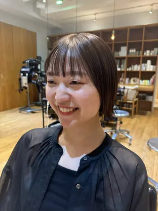 ショート 大人可愛い♡コテ巻き パーマ🌼杉田 萌恵のヘアスタイル