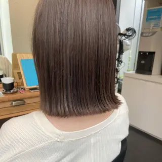 ミディアム shiori ﾍﾞｰｼﾞｭｶﾗｰのヘアスタイル