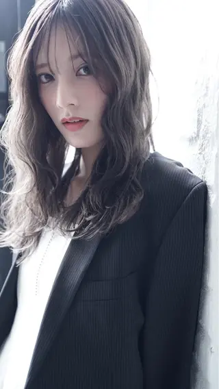 セミロング カラー 🫧nari🫧 谷町 大阪のヘアスタイル