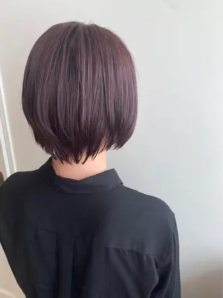ショート カラー MIOベージュカラー 柔らかいカラーのヘアスタイル
