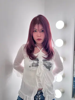 セミロング 羽鳥 菜々子のヘアスタイル