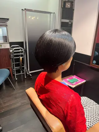ショート スズキ リコのヘアスタイル