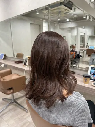 セミロング カラー 年齢悩みを全て解消/ 白髪と癖毛 松本雄光のヘアスタイル