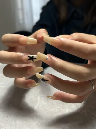 ネイル RYAURA NAILのネイルデザイン