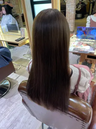 ロング 千代 夏輝のヘアスタイル
