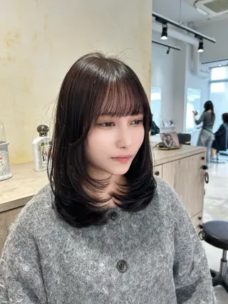 ミディアム 艶カラー/韓国風ヘア 🩵shioneのヘアスタイル