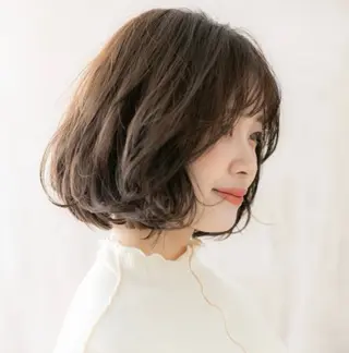 ミディアム パーマ 艶髪カラー🤍ྀི 強矢 美紗希🩷ྀིのヘアスタイル