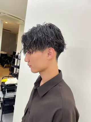 パーマ メンズ 大阪美容師 井上智博のヘアスタイル