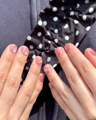 ネイル kina Ｗ🦭のネイルデザイン