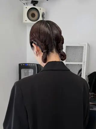 セミロング カラー ヘアアレンジ 艶ハイトーン/ヘア アレンジAYAKAのヘアスタイル