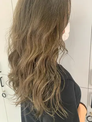 ロング カラー 狩野 羅夢のヘアスタイル