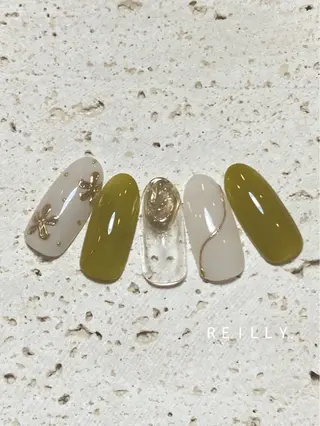 ネイル Marina 《REILLY.》のネイルデザイン