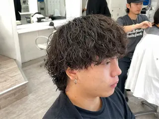パーマ メンズ 田上 舶斗のヘアスタイル