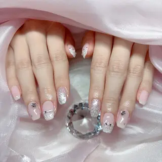 ネイル Yudia Manamiのネイルデザイン