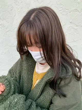 セミロング カラー カワサキ マホのヘアスタイル
