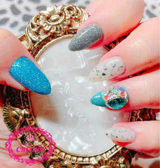 ネイル CROWN プライベートサロンのネイルデザイン