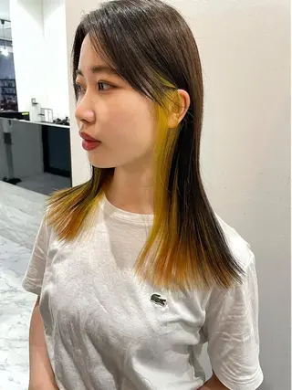 ロング カラー DEAN ISLA 大人レイヤーカットのヘアスタイル
