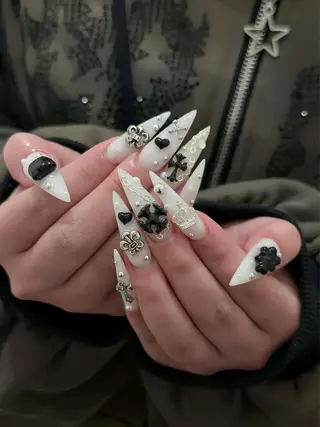 ネイル Julli NailStudioのネイルデザイン