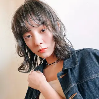 ミディアム パーマ オカベ ショウマのヘアスタイル