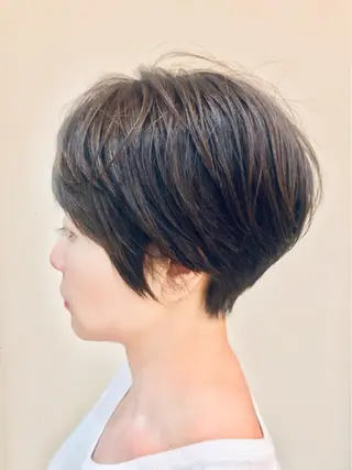 ショート 大野 あさみのヘアスタイル
