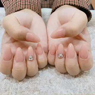 ネイル elu :nail&eyeのネイルデザイン
