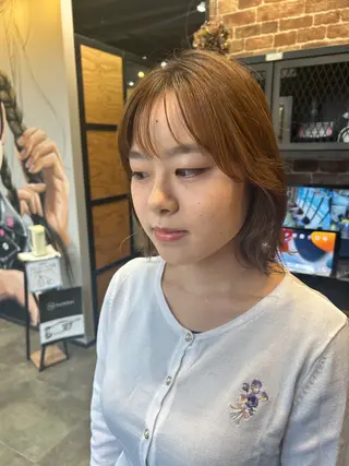 ミディアム カラー 久木原 ゆりのヘアスタイル