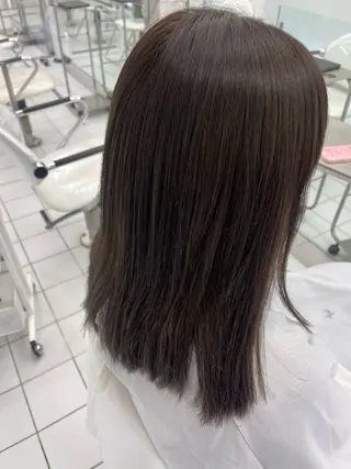 カラー 菅 野のヘアスタイル