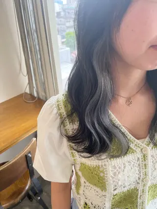 ミディアム カラー ヘアアレンジ 高島 凜のヘアスタイル