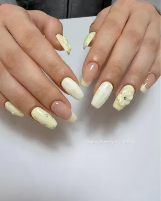 ネイル Plus Ewalu / Kotohaのネイルデザイン