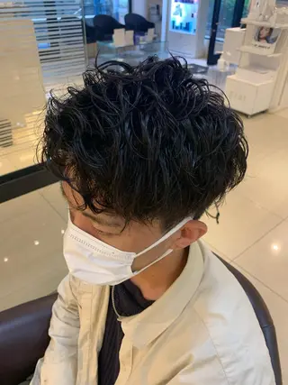 メンズ アキモト マサキ/ パーマ人気NO1のヘアスタイル