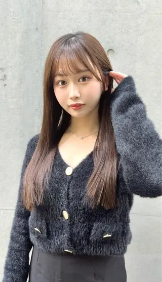 ロング レスピア銀座中央通り店所属・酸性ストレート/ 透明感カラー/中村利のヘアスタイル