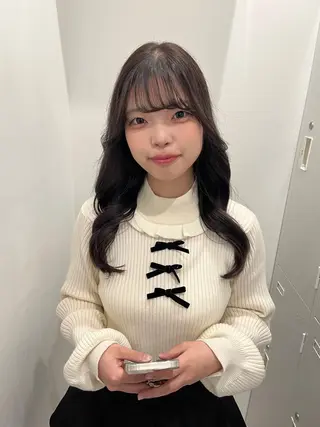 sena⌇ベージュ⌇ ブリーチなしWカラーのヘアスタイル
