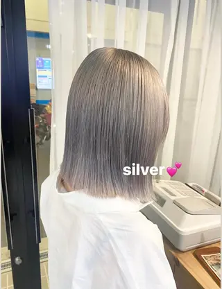 ミディアム カラー パーマ ヘアアレンジ ネイル マツエク・マツパ ハイトーン/透け感 カラー🎀真香のヘアスタイル