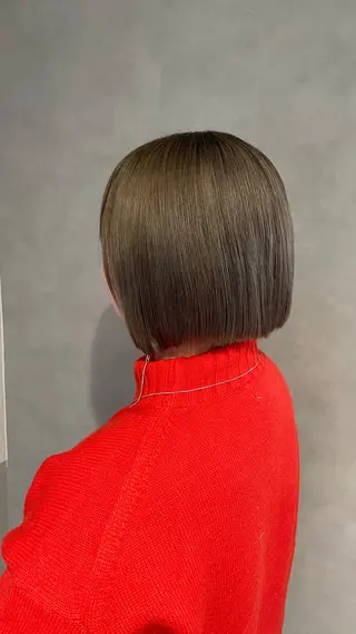 ショート カラー ayano / 透明感・くすみカラーのヘアスタイル