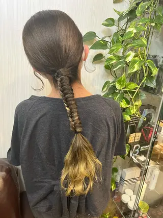 ミディアム ヘアアレンジ きむえり/髪質改善 /うねり広がり改善のヘアスタイル