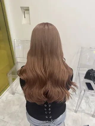ロング カラー ミルクティーベージュ 🤍Yumeのヘアスタイル