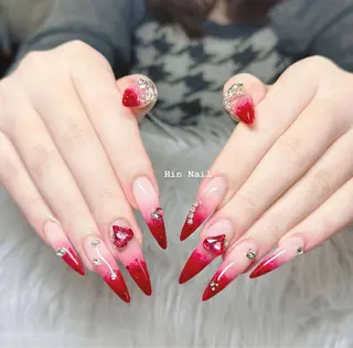 ネイル Hin Nail Salonのネイルデザイン