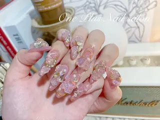 ネイル One Plus Nail Salonのネイルデザイン