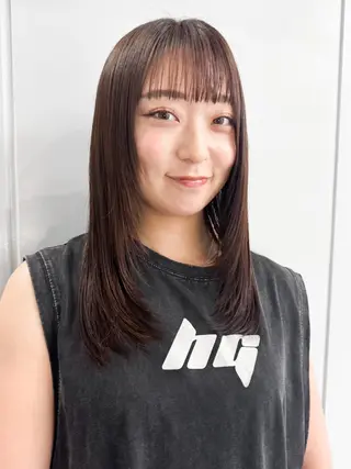 ミディアム 金本麗美　ボブパーマ グレージュ/オリーブのヘアスタイル