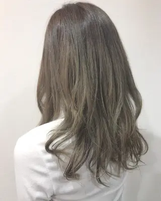 ミディアム カラー レイヤーカット匠 イソザキノリユキのヘアスタイル